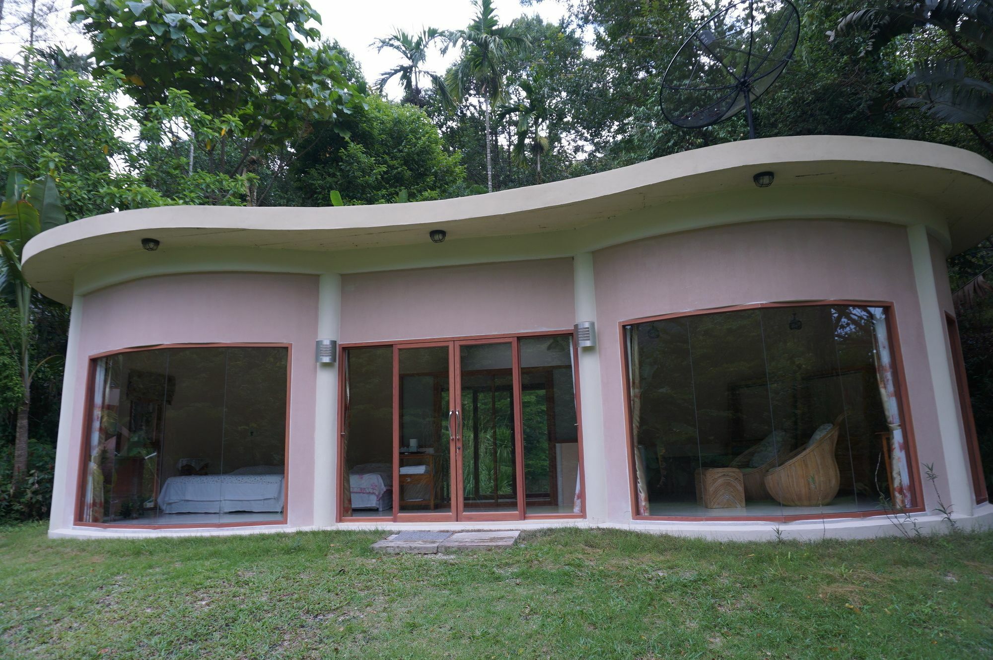 Smallville Resort Ranong Dış mekan fotoğraf